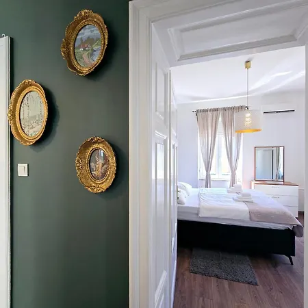 Apartment Zoey Opatija